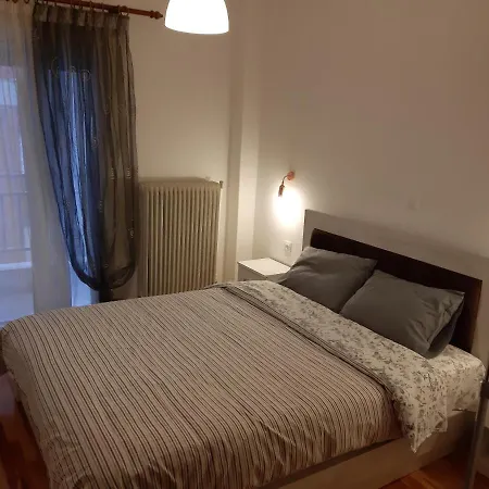 Apartment Zoes Polichni *